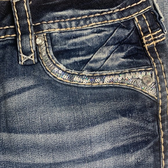 Rock Revival Bliss Easy Skinny Jeans W/ Bedazzled Pockets - Picture 6 of 16